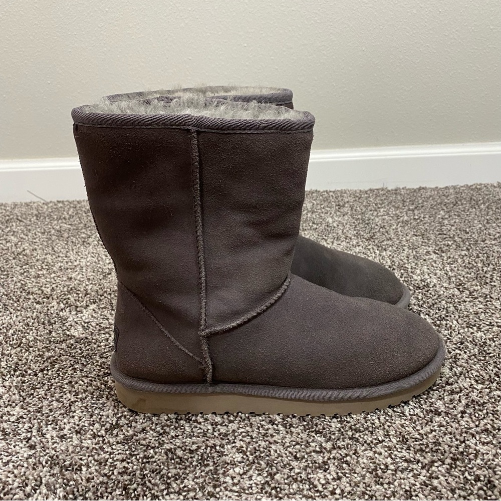 Koolaburra by Ugg Purple Sherpa Ankle‎ Booties Women's Size 8